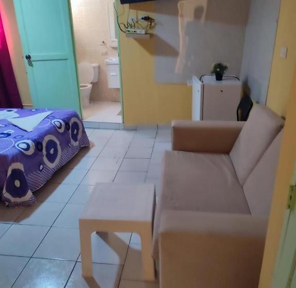 高级大房间, Mango