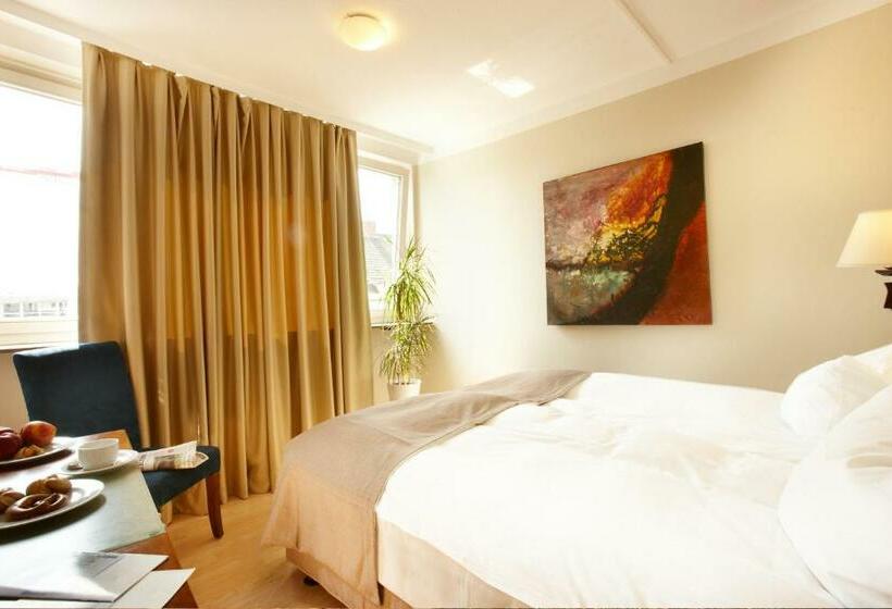 غرفة قياسية, Premiere Classe Hotel Am Kieler Schloss Kiel