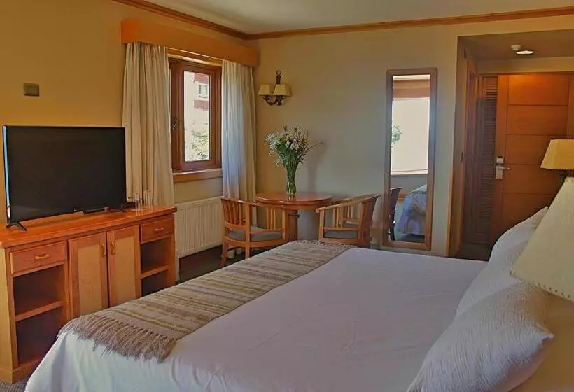 اتاق اجرایی با تخت بزرگ, Puelche