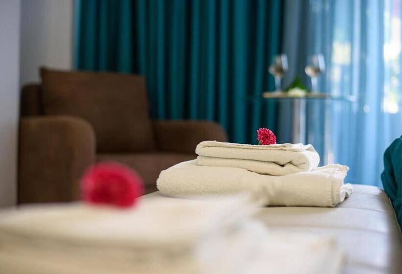 اتاق لوکس, Romantic Palace Beach Apartments