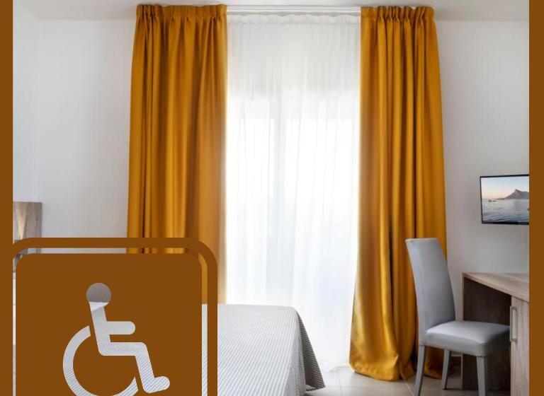 身障者適用スタンダードルーム, San Teodoro