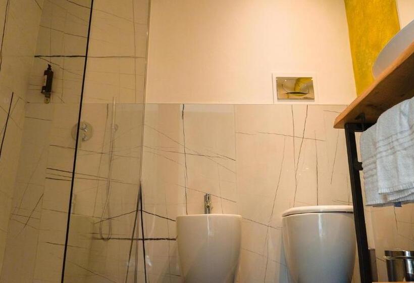 ファミリールーム, San Teodoro