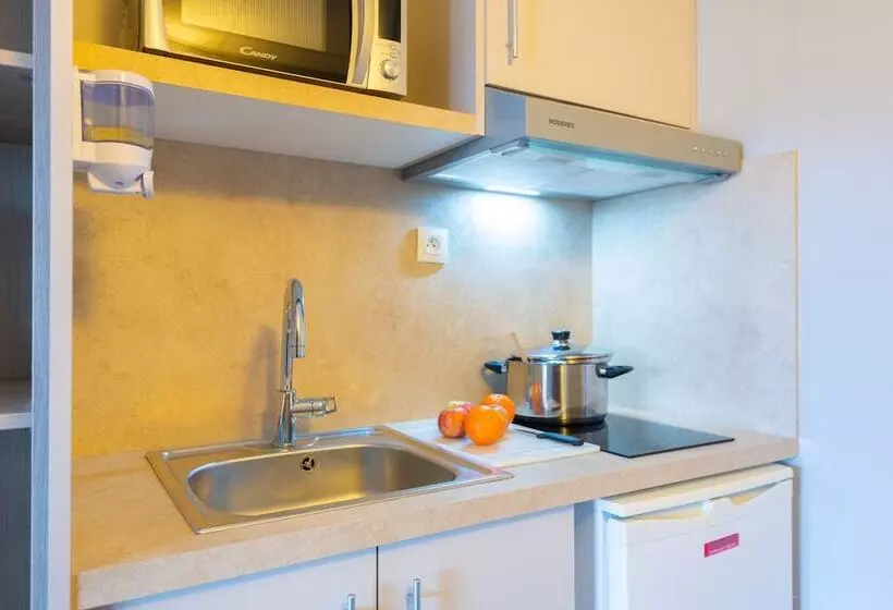 スタンダードスタジオ, Zenitude Hôtel Résidences Le Cannet
