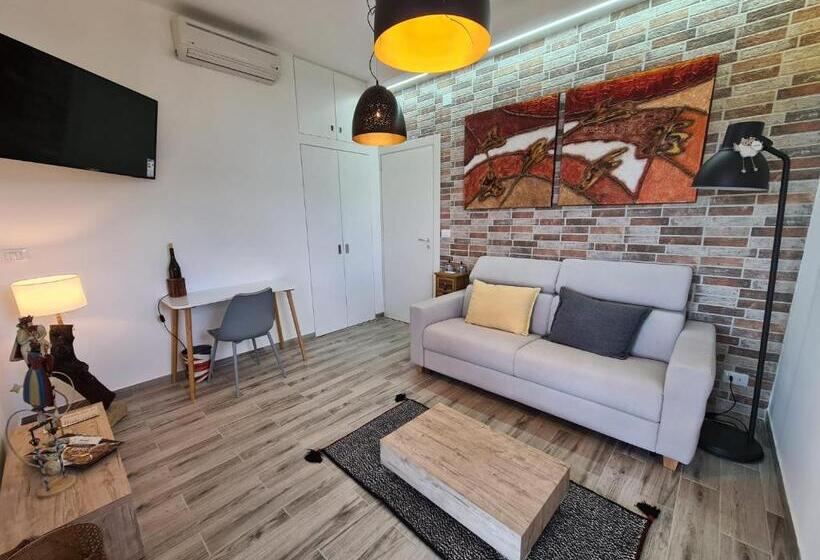 חדר סטנדרט עם מיטת קינג, Le Dimore Del Gufo B&b And Apartments Suite