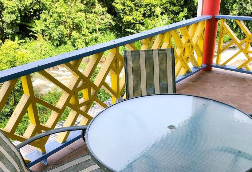 استودیوی لوکس, Coco Mango Suites