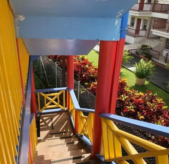 سوییت لوکس, Coco Mango Suites