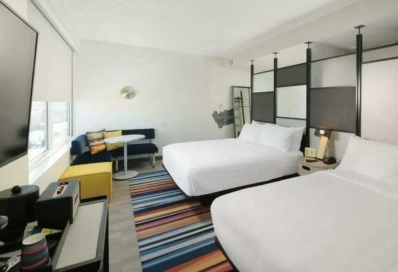 اتاق استاندارد با تخت دو نفره بزرگ, Aloft Lubbock