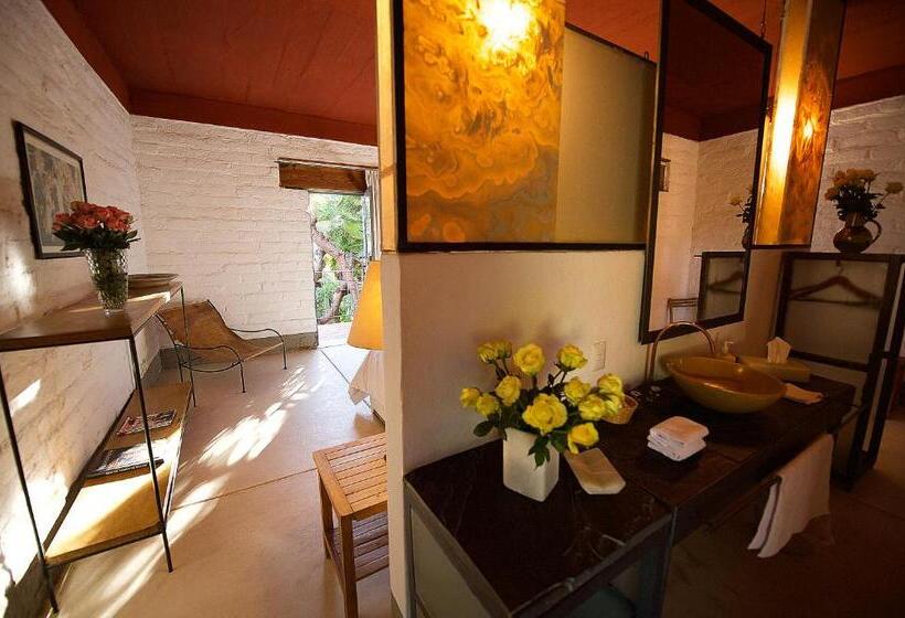 스탠다드 룸 킹사이즈 침대, Casa Limon