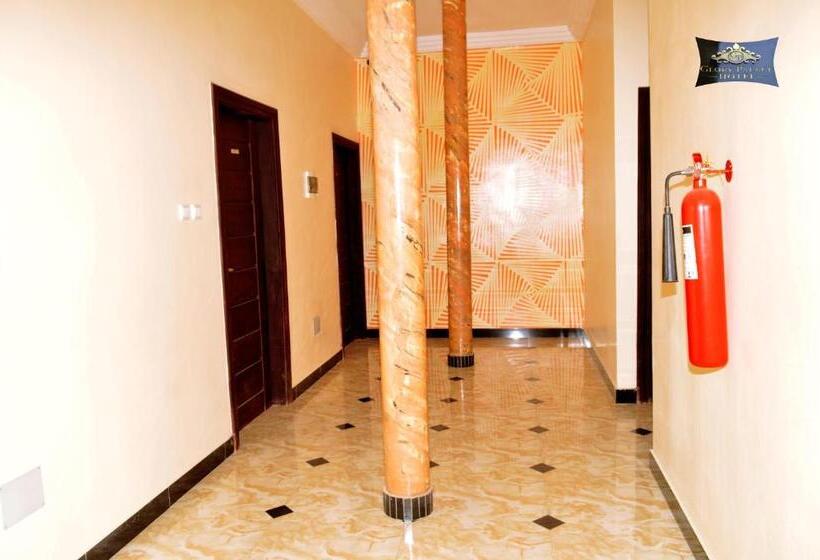 اتاق اکونومی یک تخته, Glory Palace