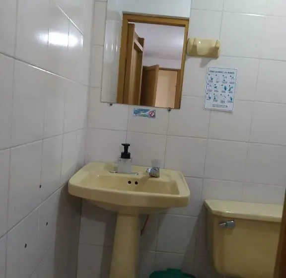 اتاق استاندارد, Colonial