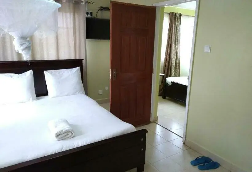 اتاق خانوادگی, Crown Hotel Kericho