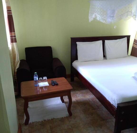 اتاق سوپریور, Crown Hotel Kericho