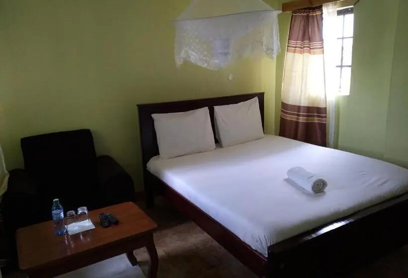 اتاق سوپریور, Crown Hotel Kericho