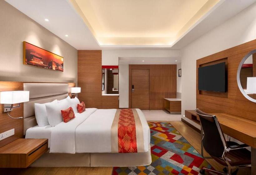 اتاق دلوکس با تخت کینگ و چشم‌انداز شهر, Ramada Encore By Wyndham Kathmandu Thamel