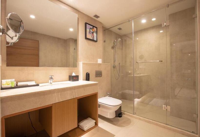 غرفة ديلوكس مطلة على المدينة, Ramada Encore By Wyndham Kathmandu Thamel