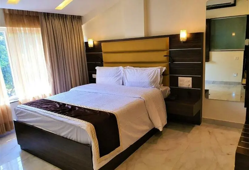 اتاق لوکس با تخت بزرگ, Vits Shanti Solitaire Arpora