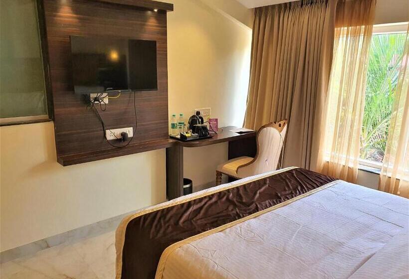 חדר דלוקס נוף בריכה, Vits Shanti Solitaire Arpora