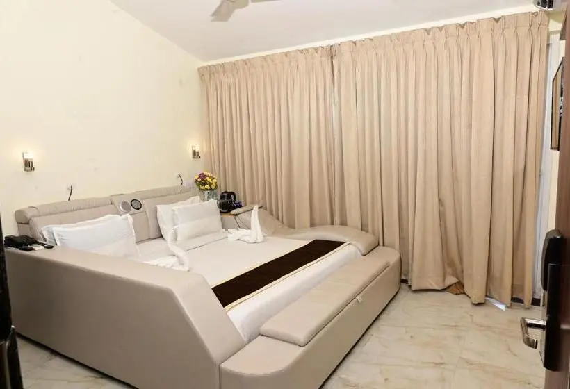 اتاق پرمیوم, Vits Shanti Solitaire Arpora