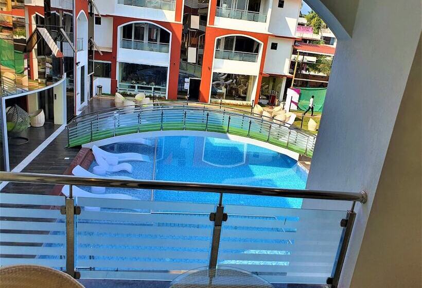 חדר פרמיום עם נוף לבריכה, Vits Shanti Solitaire Arpora