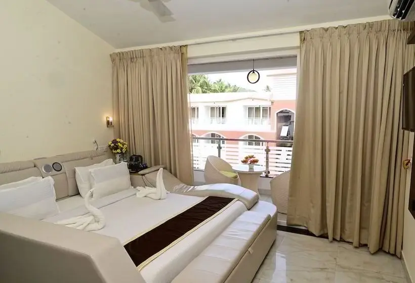 Premium Room Pool View, Vits Shanti Solitaire Arpora