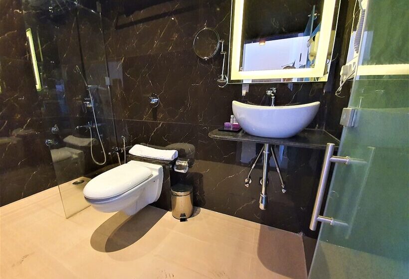 חדר דלוקס נוף בריכה, Vits Shanti Solitaire Arpora