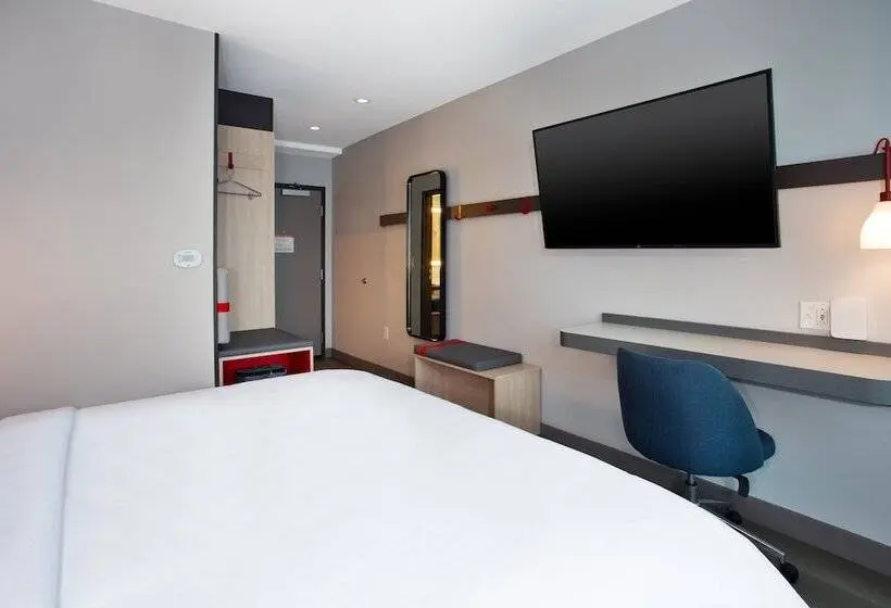 スタンダードルーム, Avid Hotels   Detroit   Warren, An Ihg