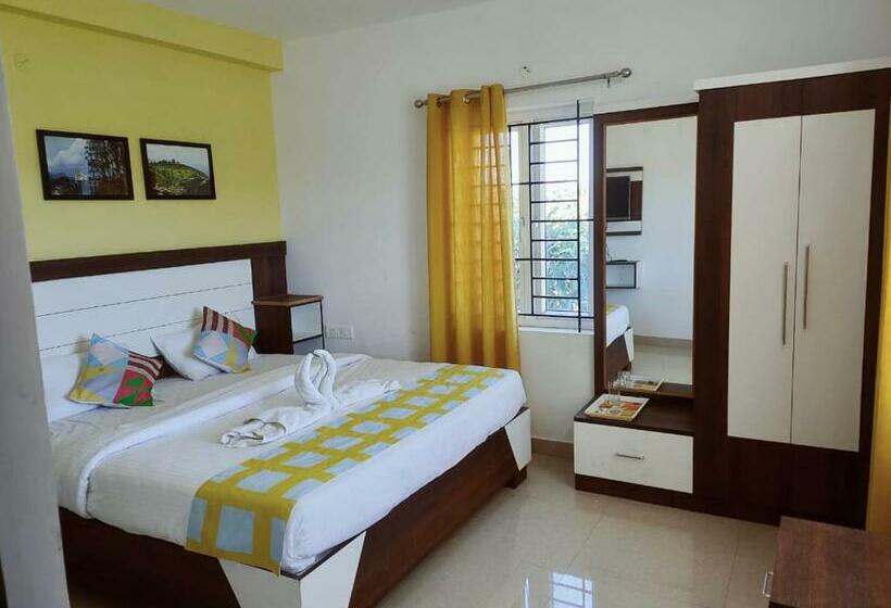 デラックスルーム, Brown Tree Resorts