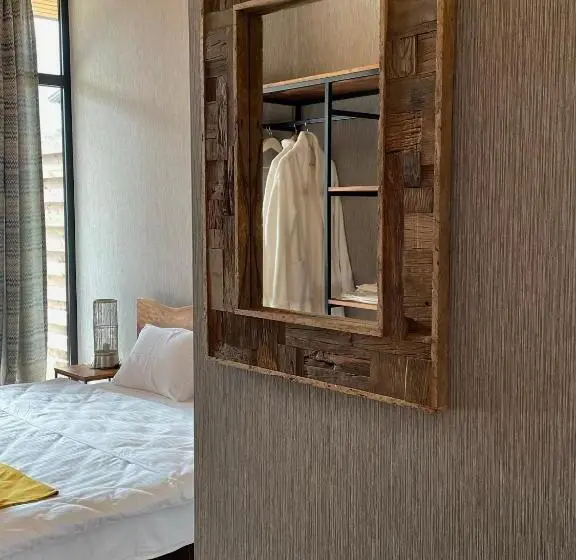 اتاق استاندارد با تخت بزرگ, Capra Hotel Kazbegi
