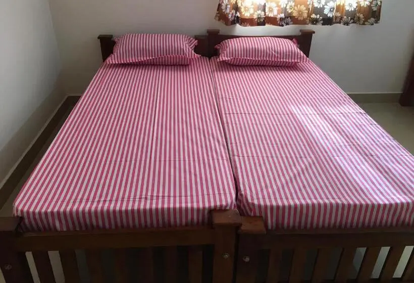 デラックスルーム, Shantham Service Apartments, Kinathukadavu, Coimbatore