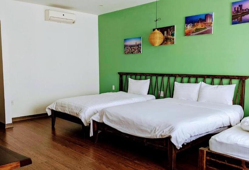 اتاق استاندارد چهار تخته, Life Boutique