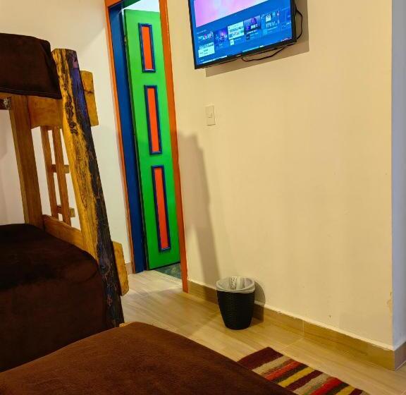 家庭间, Salento Mirador