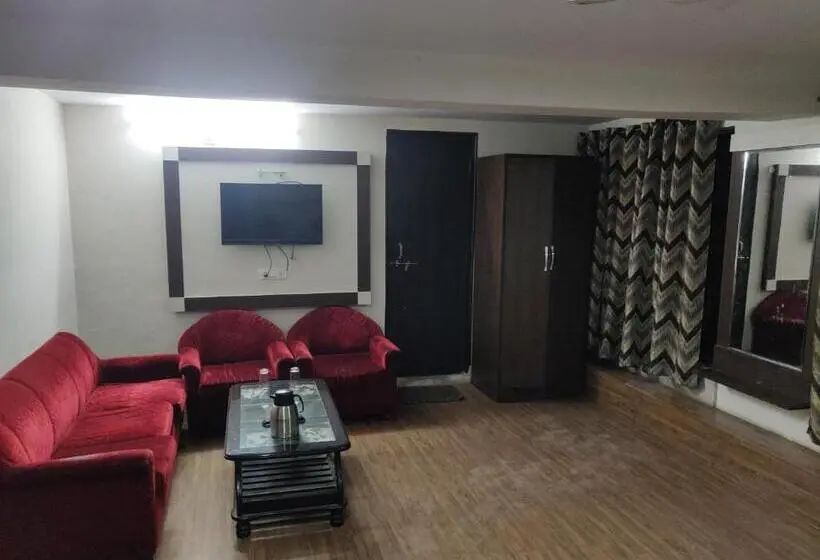 Deluxe Suite, Vaidehi