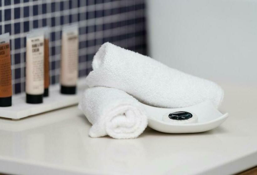 اتاق استاندارد با تخت بزرگ, Oaks R Suites Geelong