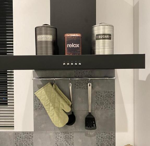 سوییت خانوادگی, Beddhra Mia