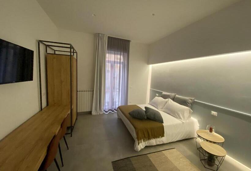 سوییت خانوادگی, Beddhra Mia