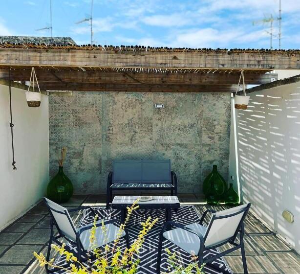 اتاق لوکس سه تخته, Beddhra Mia