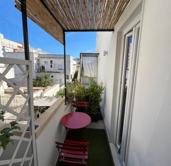 اتاق لوکس سه تخته, Beddhra Mia