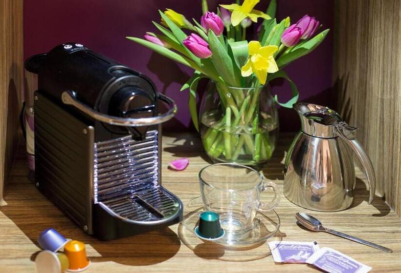 주니어 스위트, Landaroma