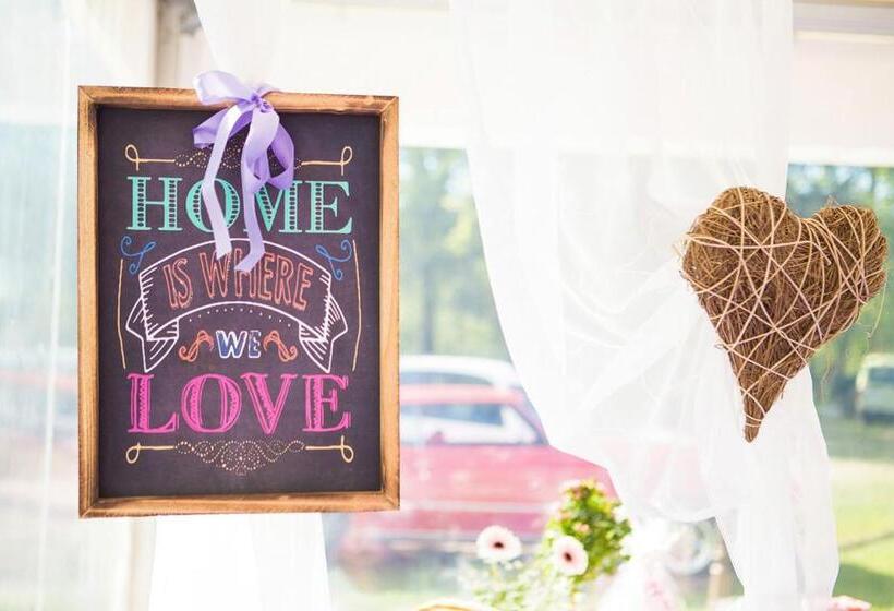 패밀리 룸, Landaroma