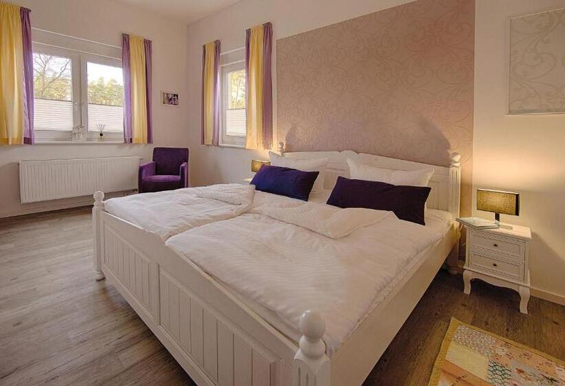 패밀리 룸, Landaroma