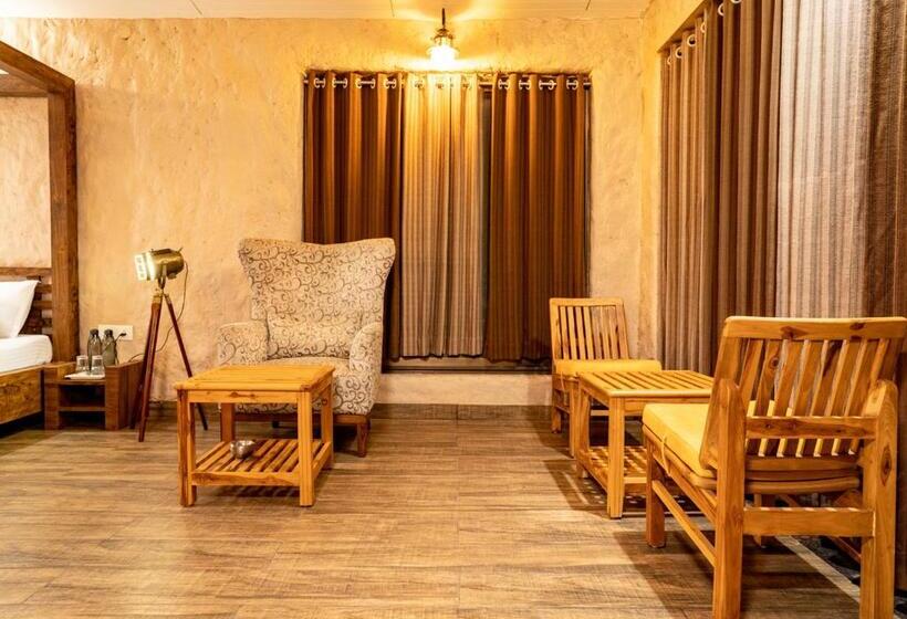 חדר דלוקס, The Satpura Panchtatva Villa