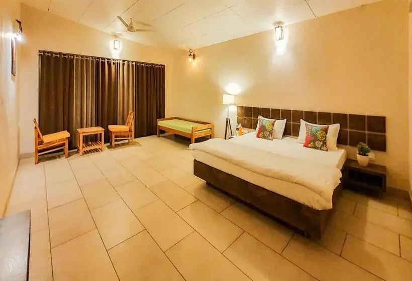 デラックスルーム, The Satpura Panchtatva Villa