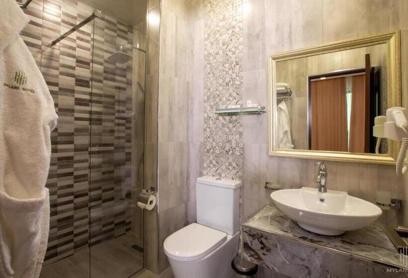 اتاق سوپریور با تخت بزرگ, Myland