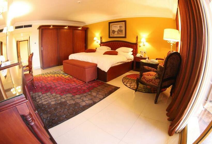 سوییت با چشمانداز باغ, Portsaid