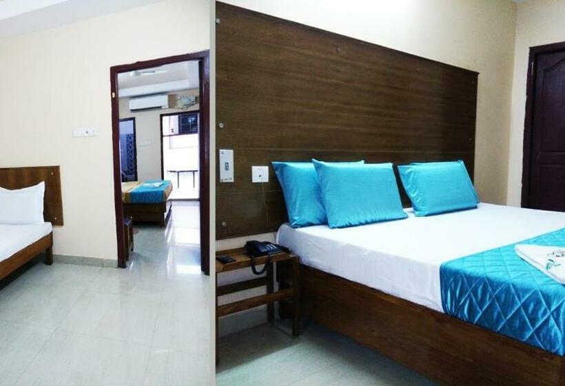 סוויטה משפחתית, Sona Residency