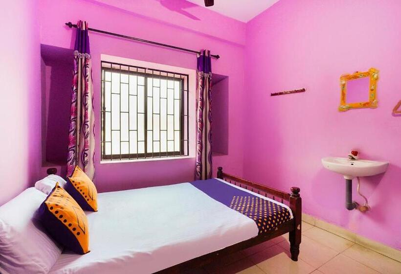 Номер Стандарт Трехместный, Spot On Rohini Residency Kadampuzha