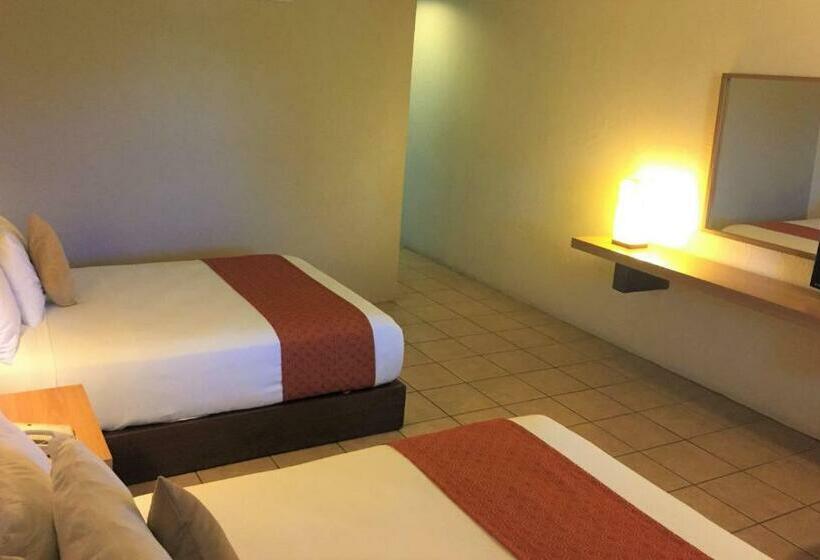 غرفة قياسية لذوى الاحتياجات الخاصة, Villablanca