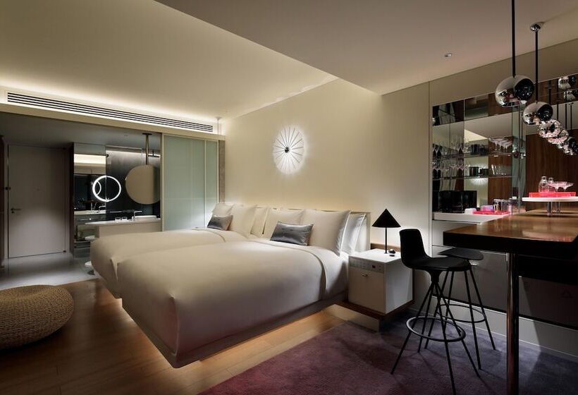 חדר סטנדרט שתי מיטות זוגיות, W Osaka