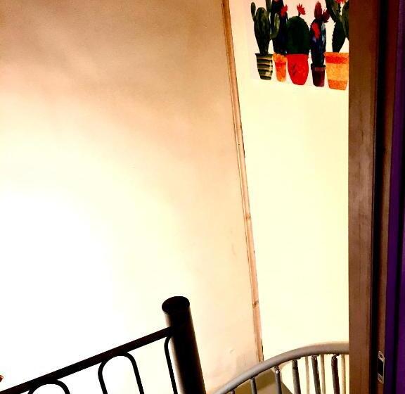 غرفة قياسية, Al Centro Di Tutto