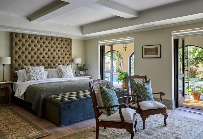 سوییت با چشم‌انداز استخر, Deux Frères Wine Estate & Luxury Villas